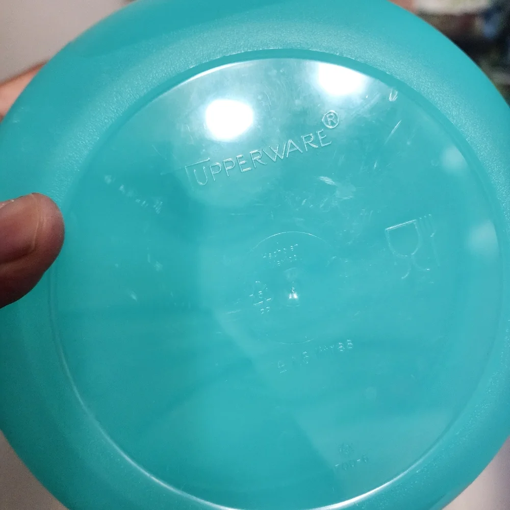Tupperware Salad & Lunch On the Go Bowl & Utensil Set